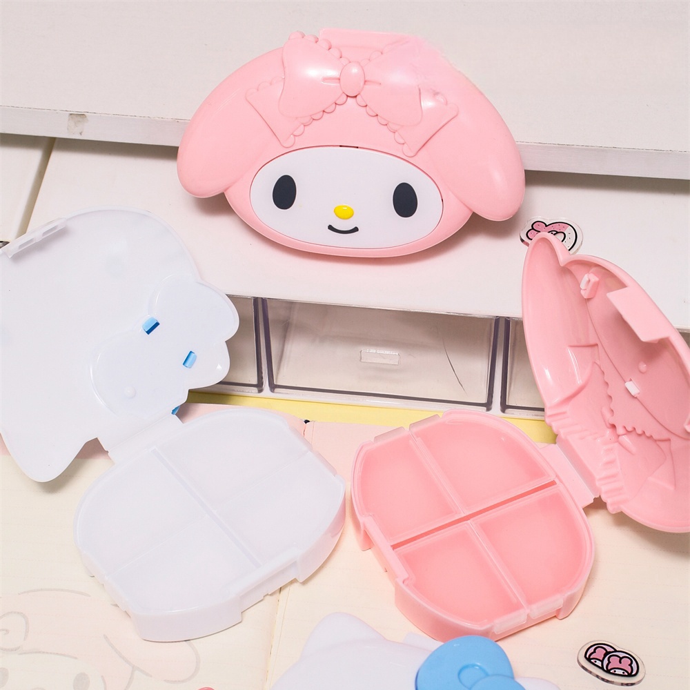 Women Accessories List - Boîte à pilules Sanrio Hello Kitty