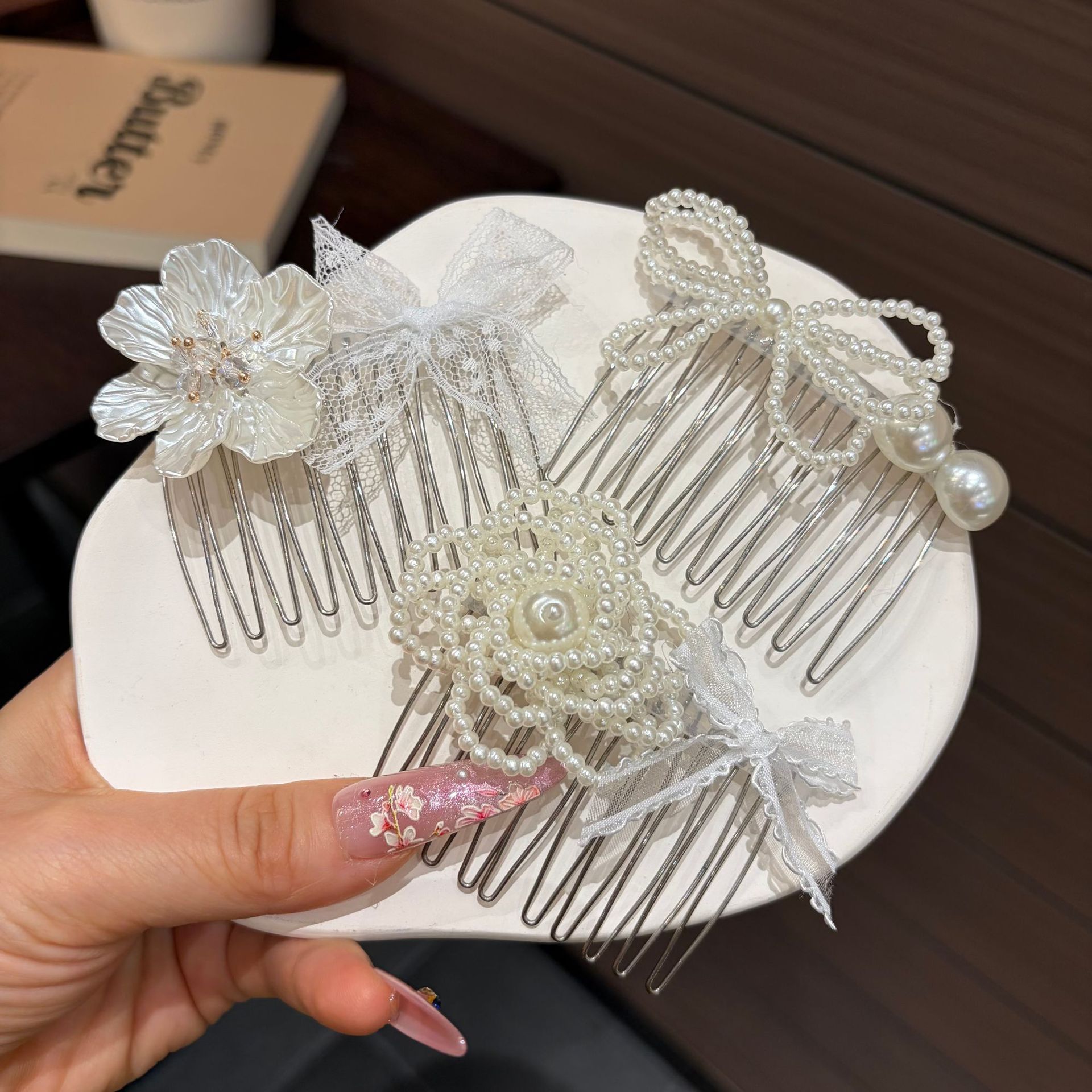 Young Women'S Accessories - Peigne à fleurs perlé inversé tendance