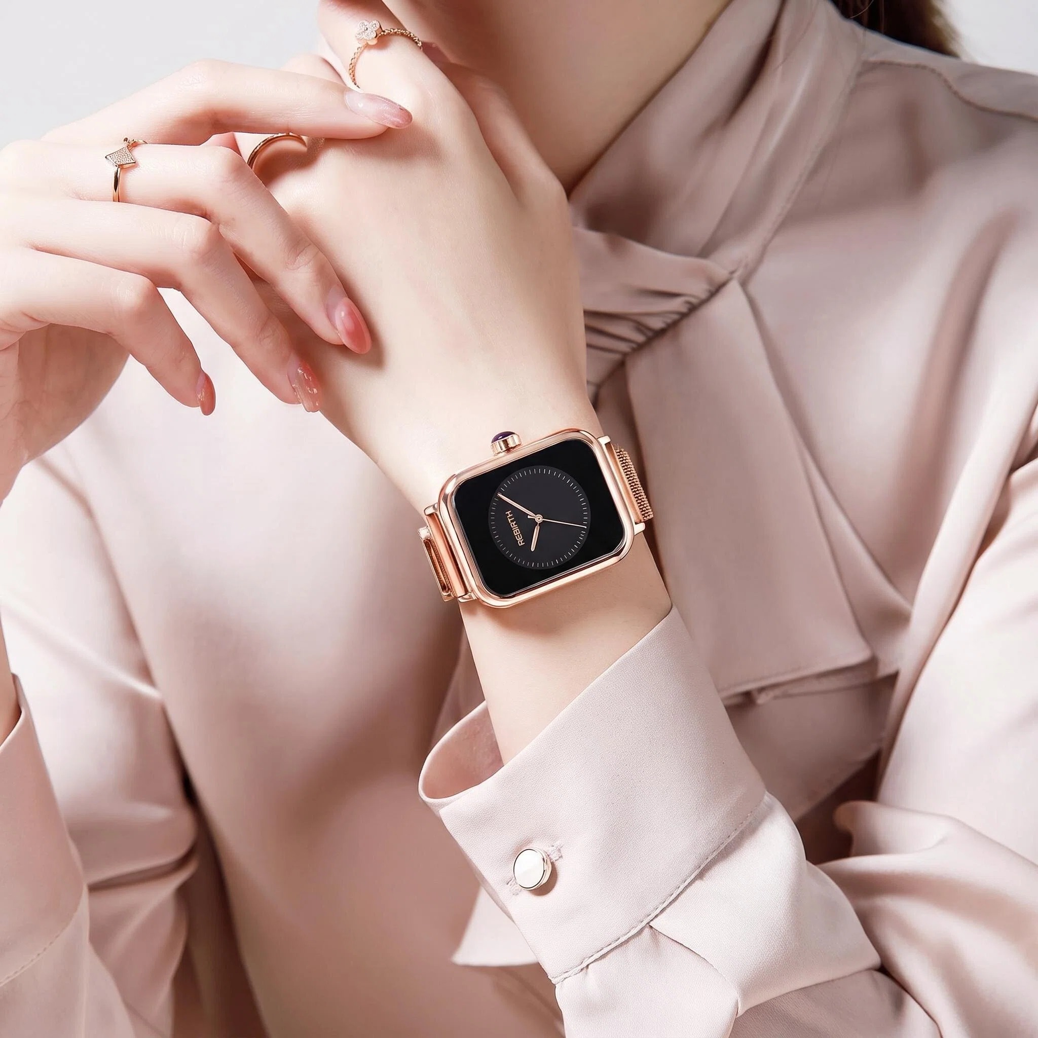Montre carrée de luxe légère p - Wrap Ring Gold avis et prix
