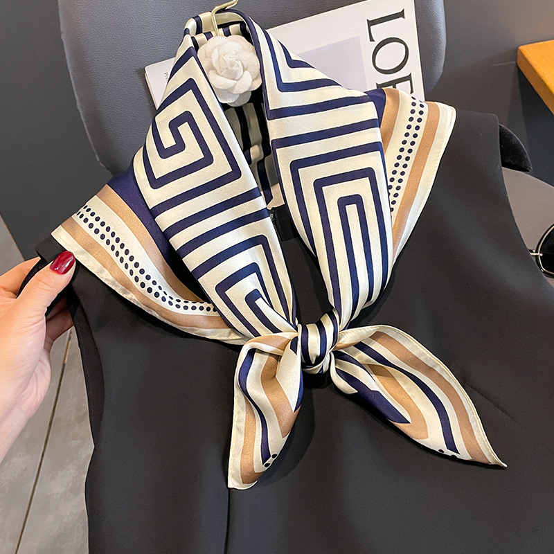Marque de luxe foulard printem - Women Accessories Brands avis et prix