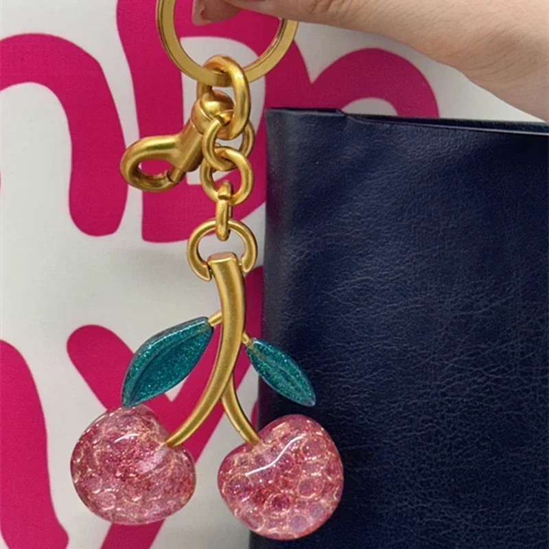 Porte-clés cerise à la mode, p - Women'S Accessories Coach avis et prix